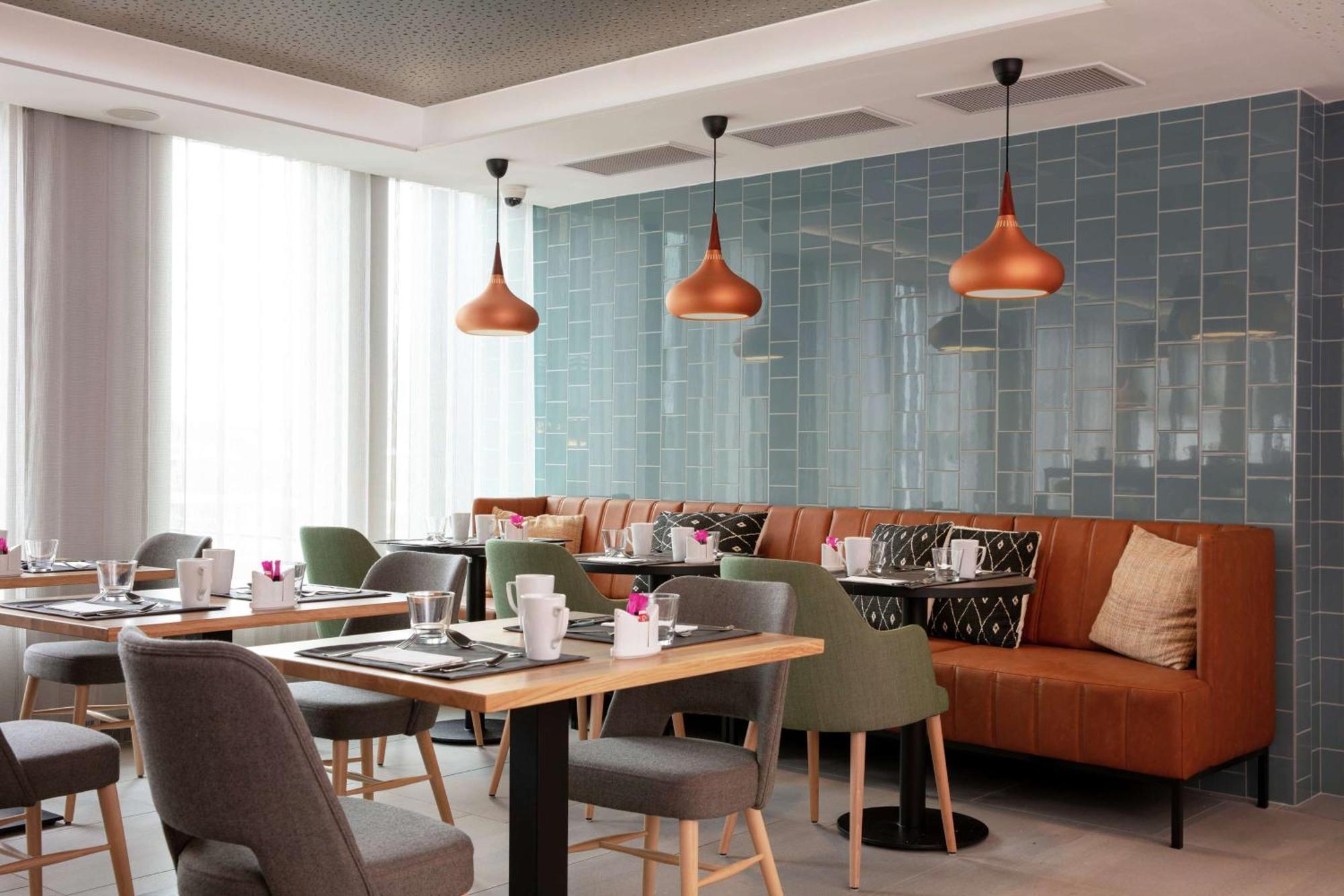 Hilton Garden Inn Paris Orly Airport Rungis Bagian luar foto