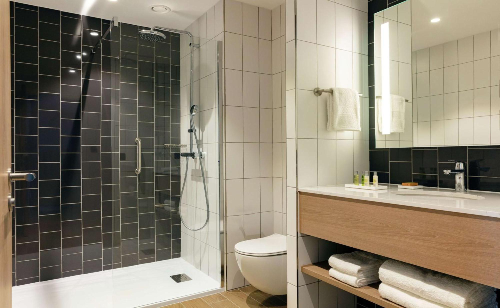 Hilton Garden Inn Paris Orly Airport Rungis Bagian luar foto