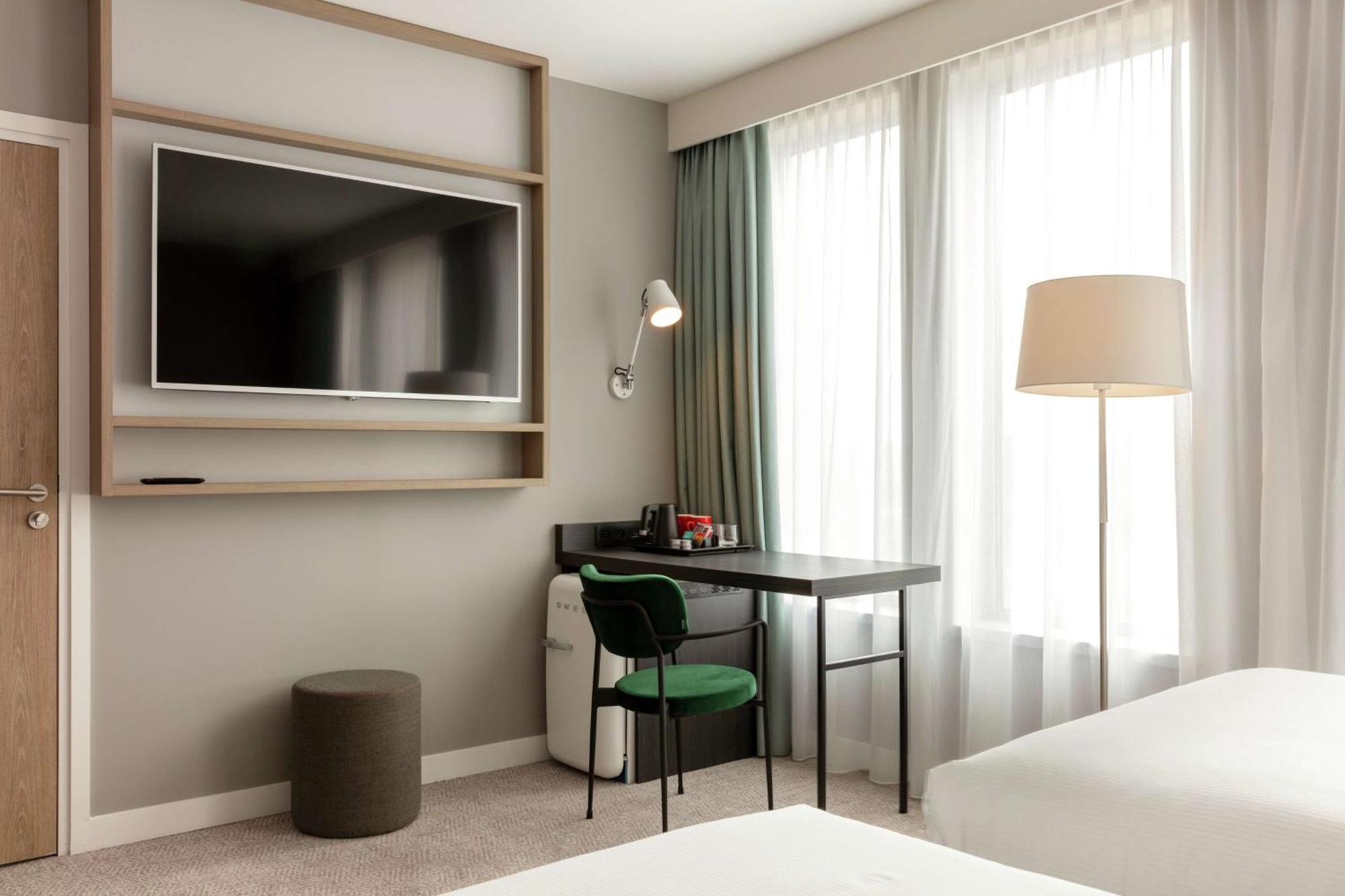 Hilton Garden Inn Paris Orly Airport Rungis Bagian luar foto
