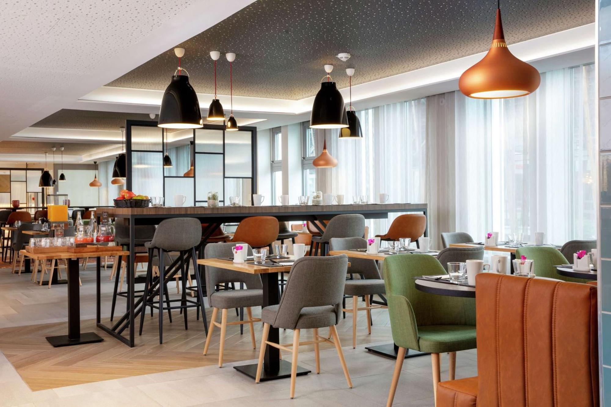 Hilton Garden Inn Paris Orly Airport Rungis Bagian luar foto
